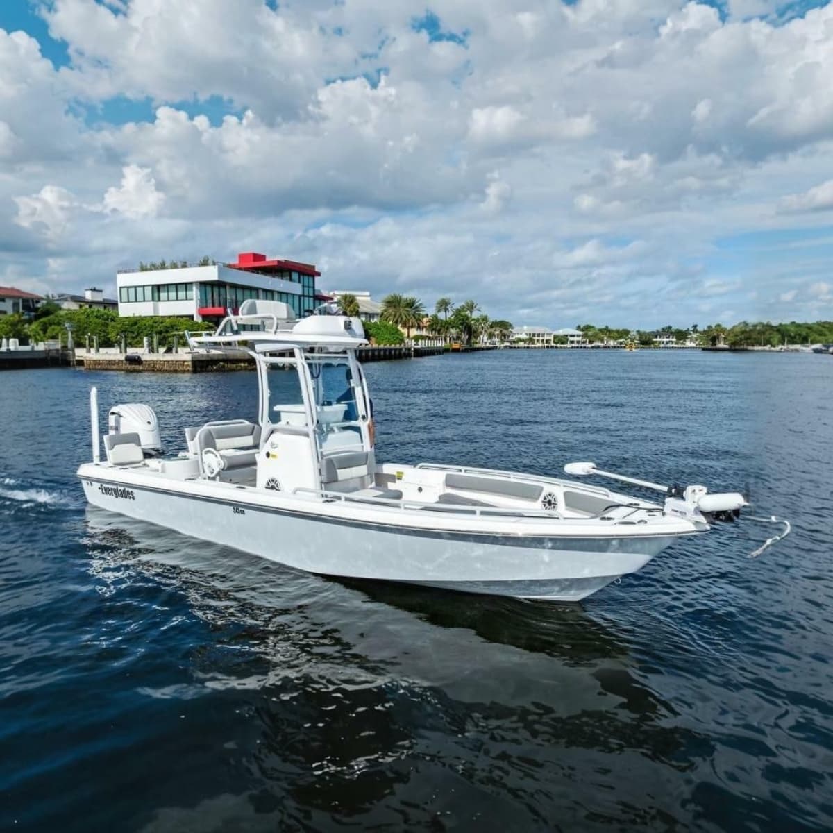 2023 Everglades 243 Center Console - Photo 1