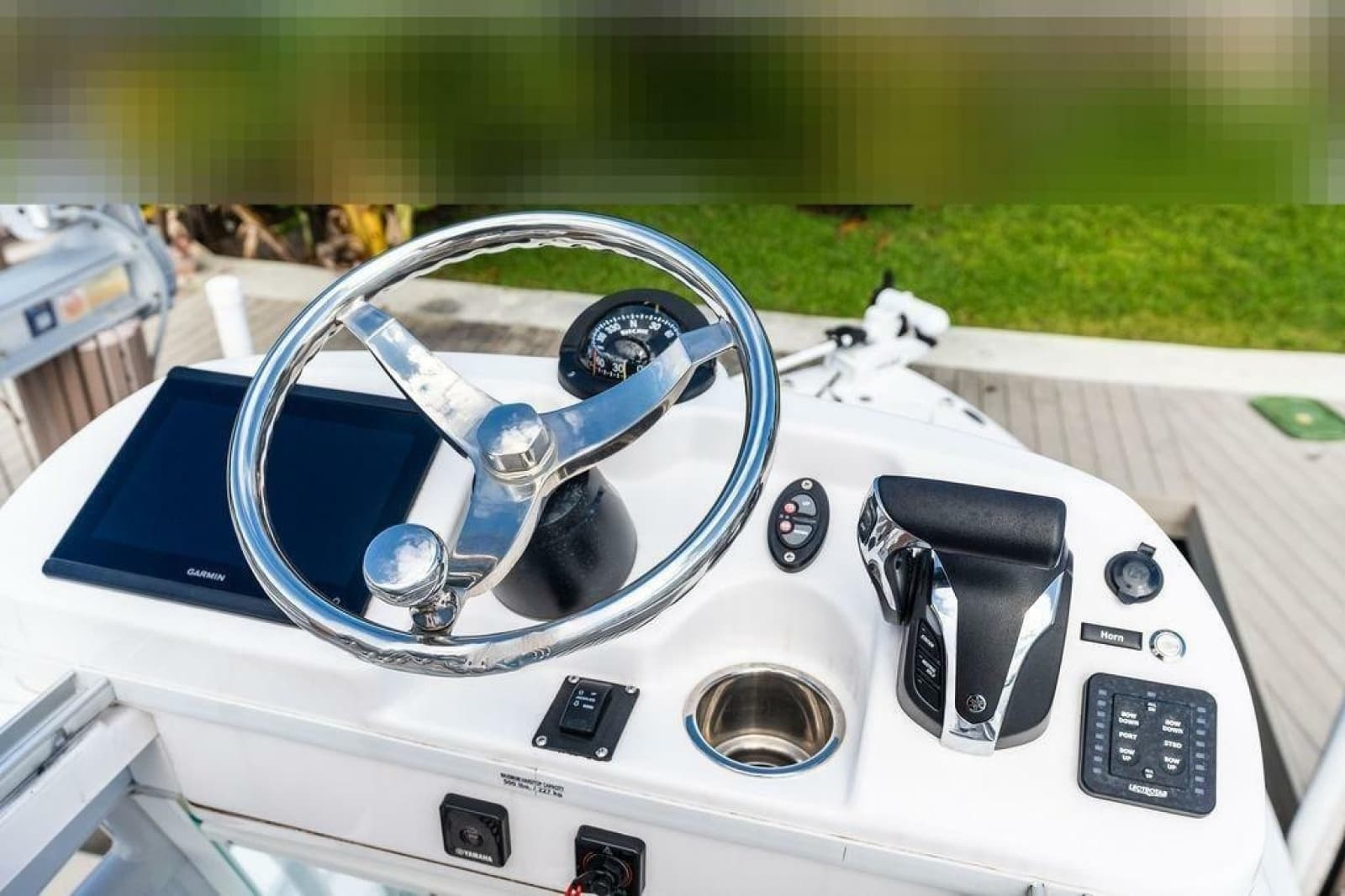 2023 Everglades 243 Center Console - Photo 27