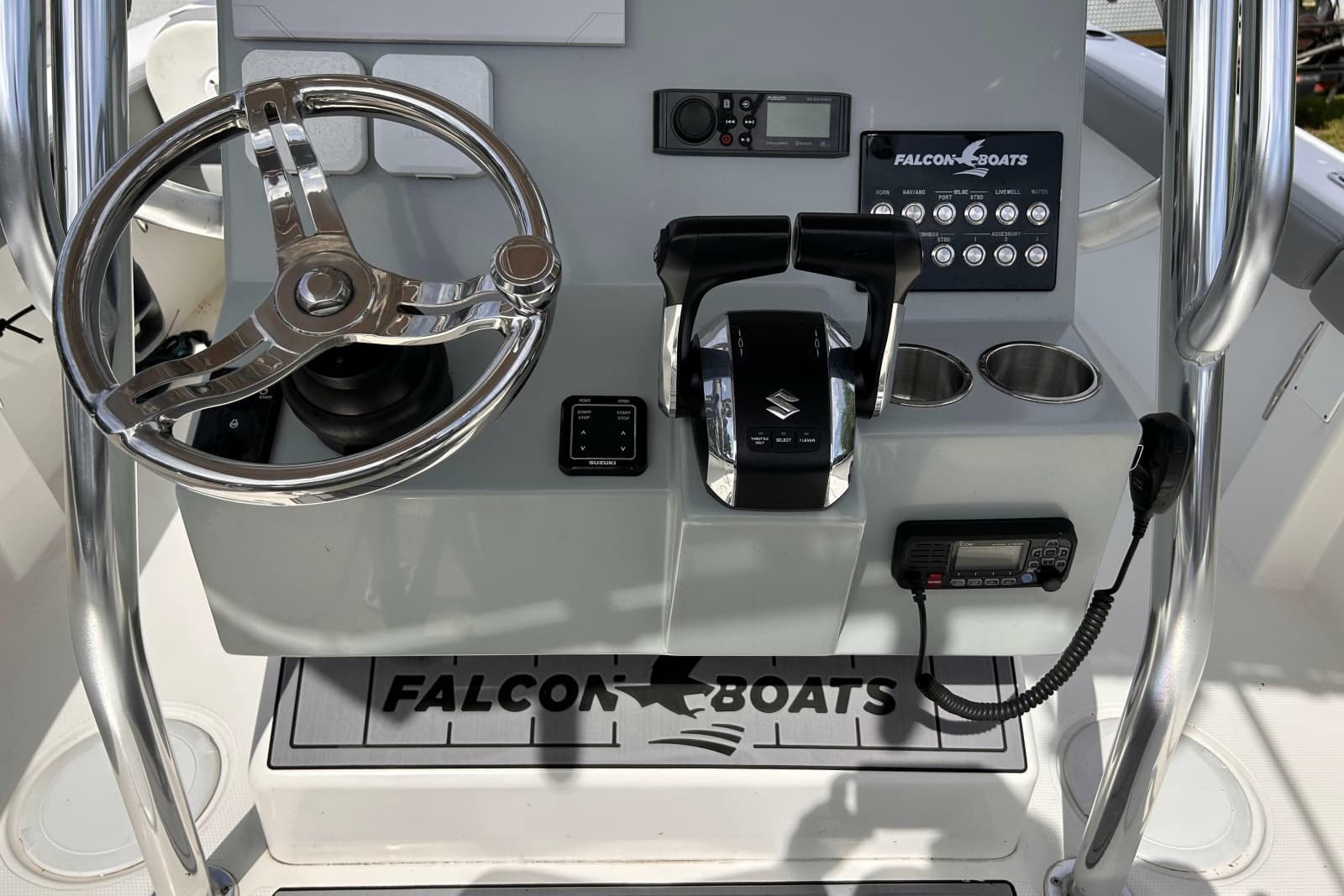 2023 Falcon Boats F22 - Photo 7