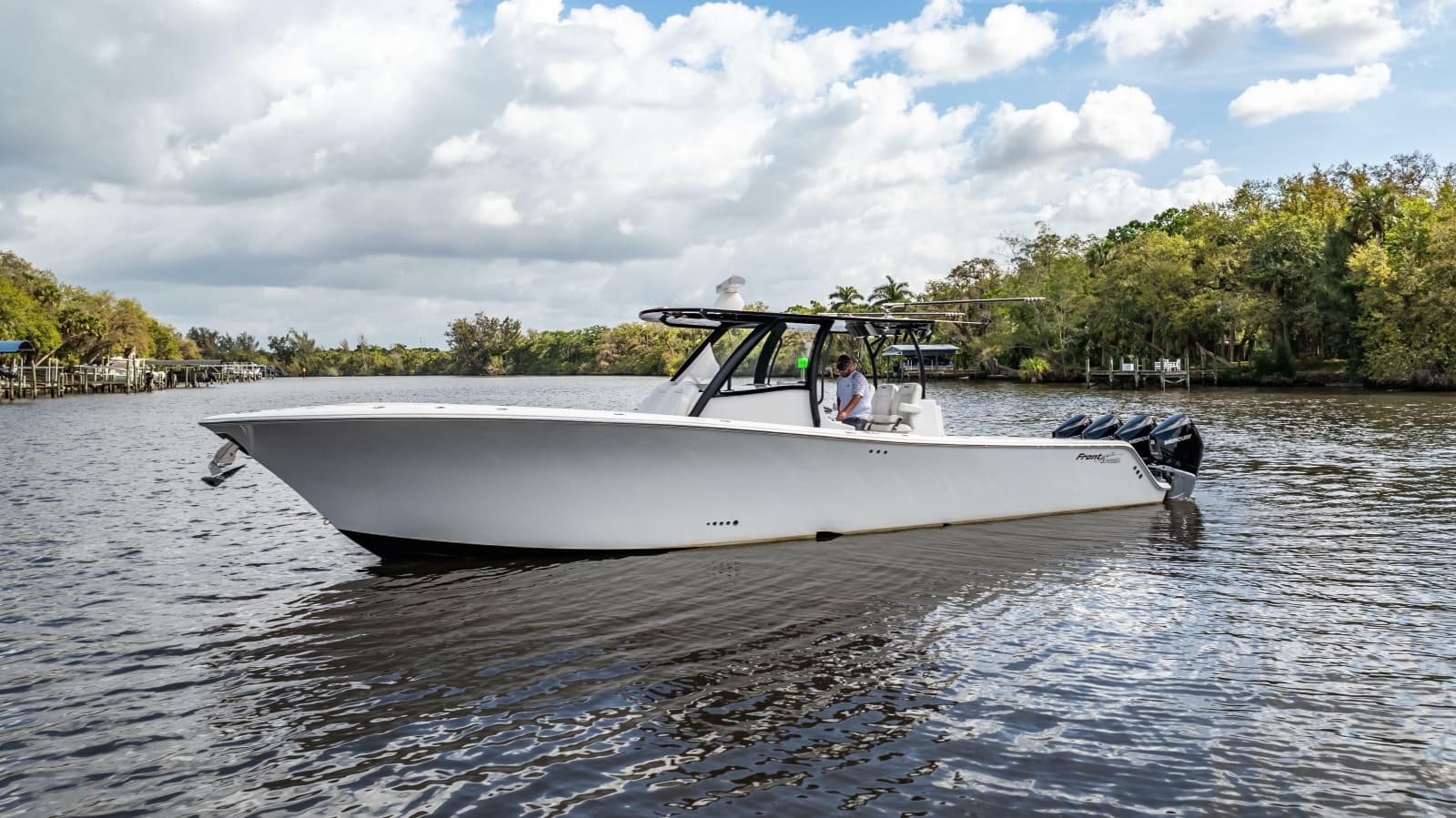 2023 Front Runner 39 Center Console - Photo 18