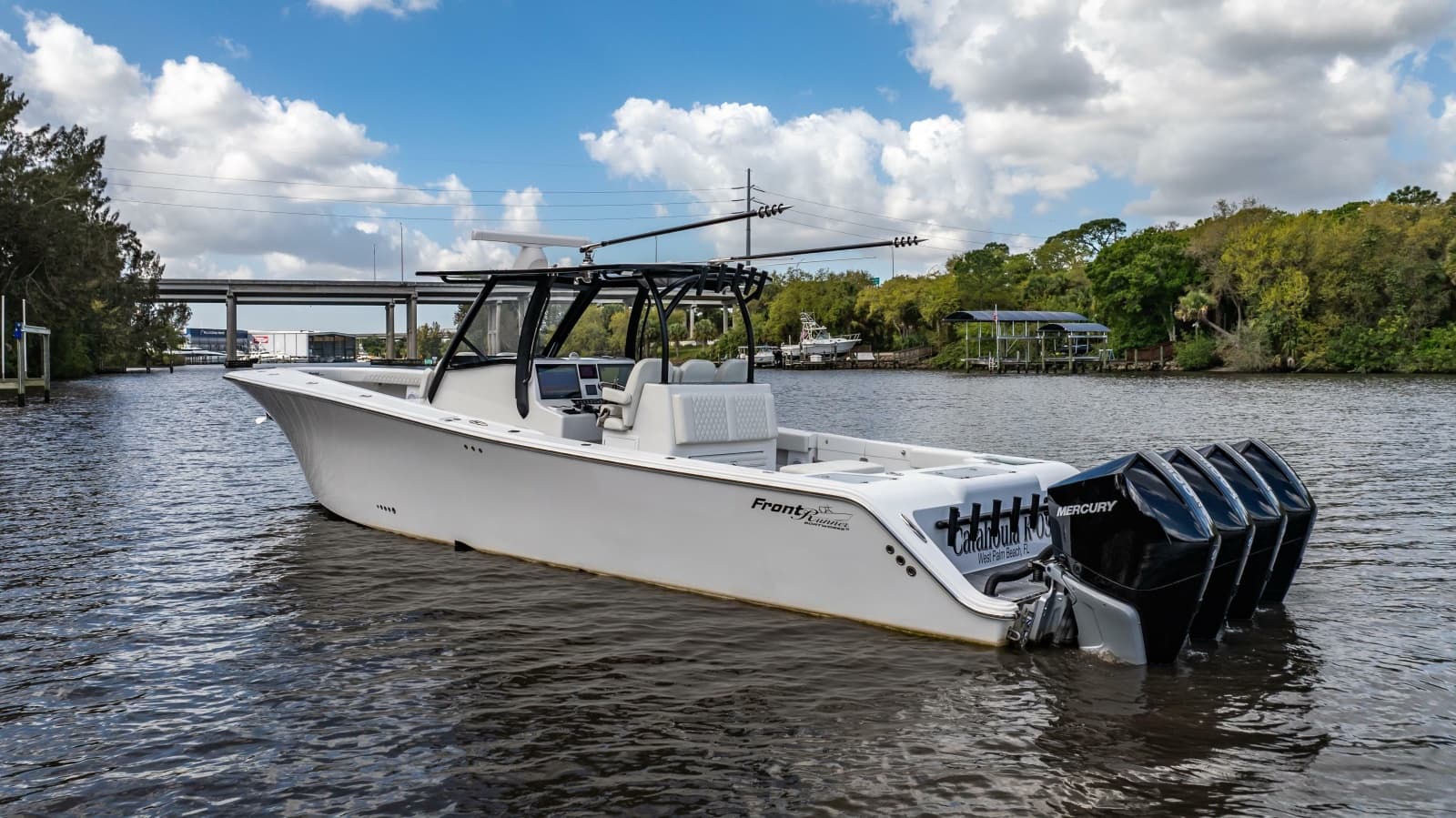 2023 Front Runner 39 Center Console - Photo 1