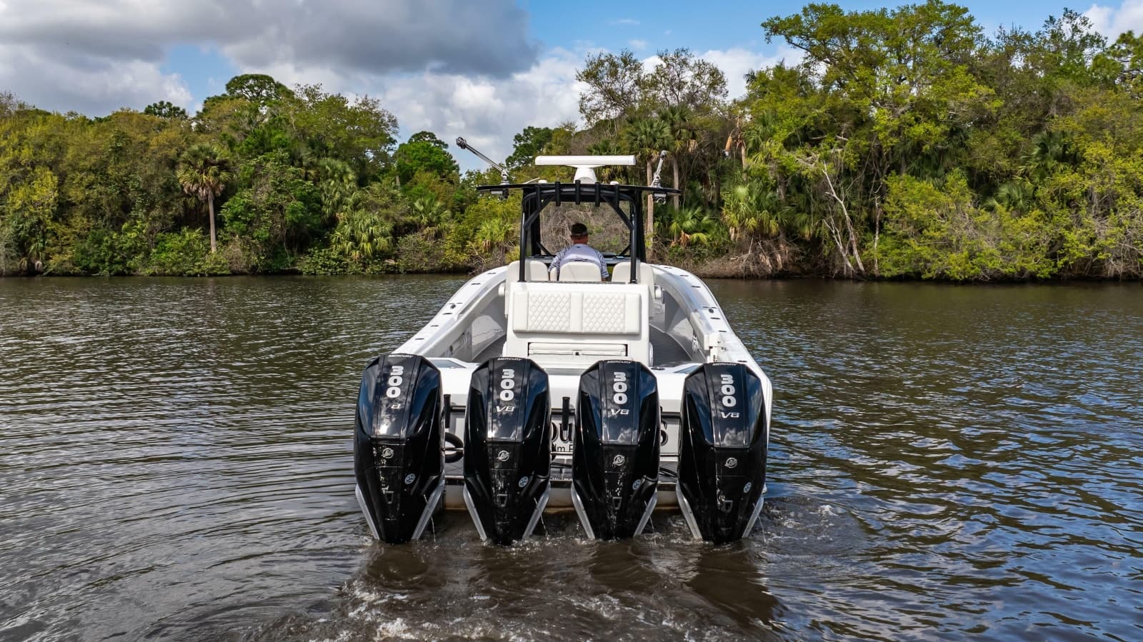 2023 Front Runner 39 Center Console - Photo 16