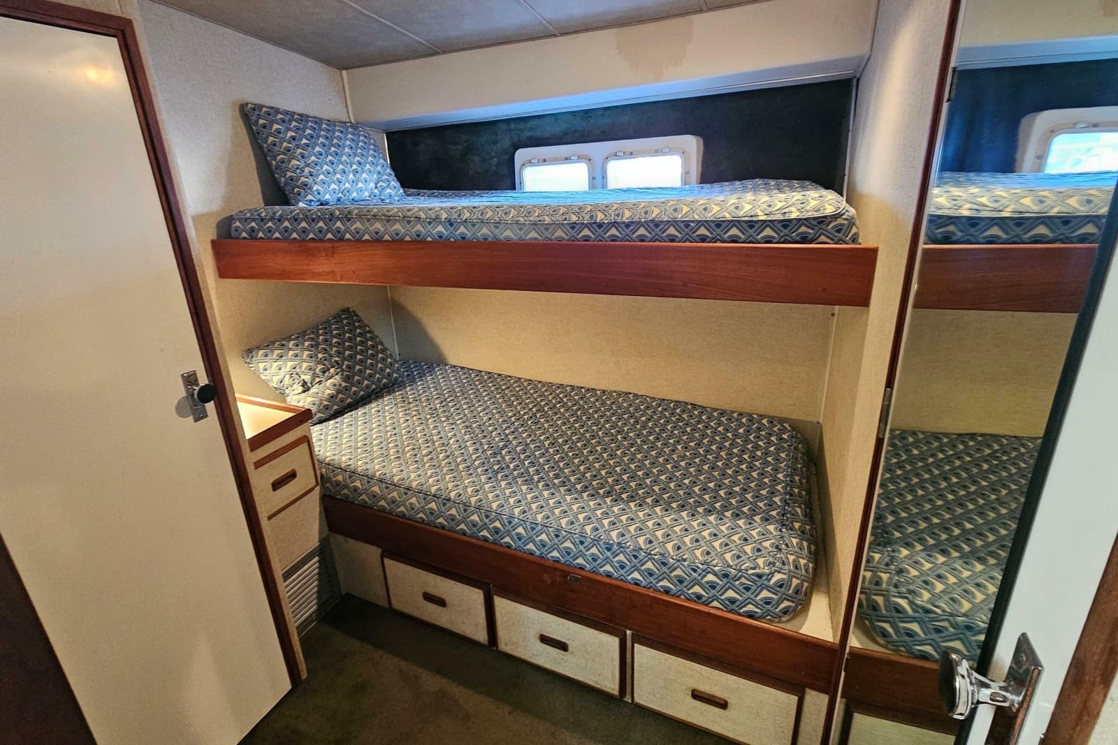 1980 Bertram 42 Convertible - Photo 28