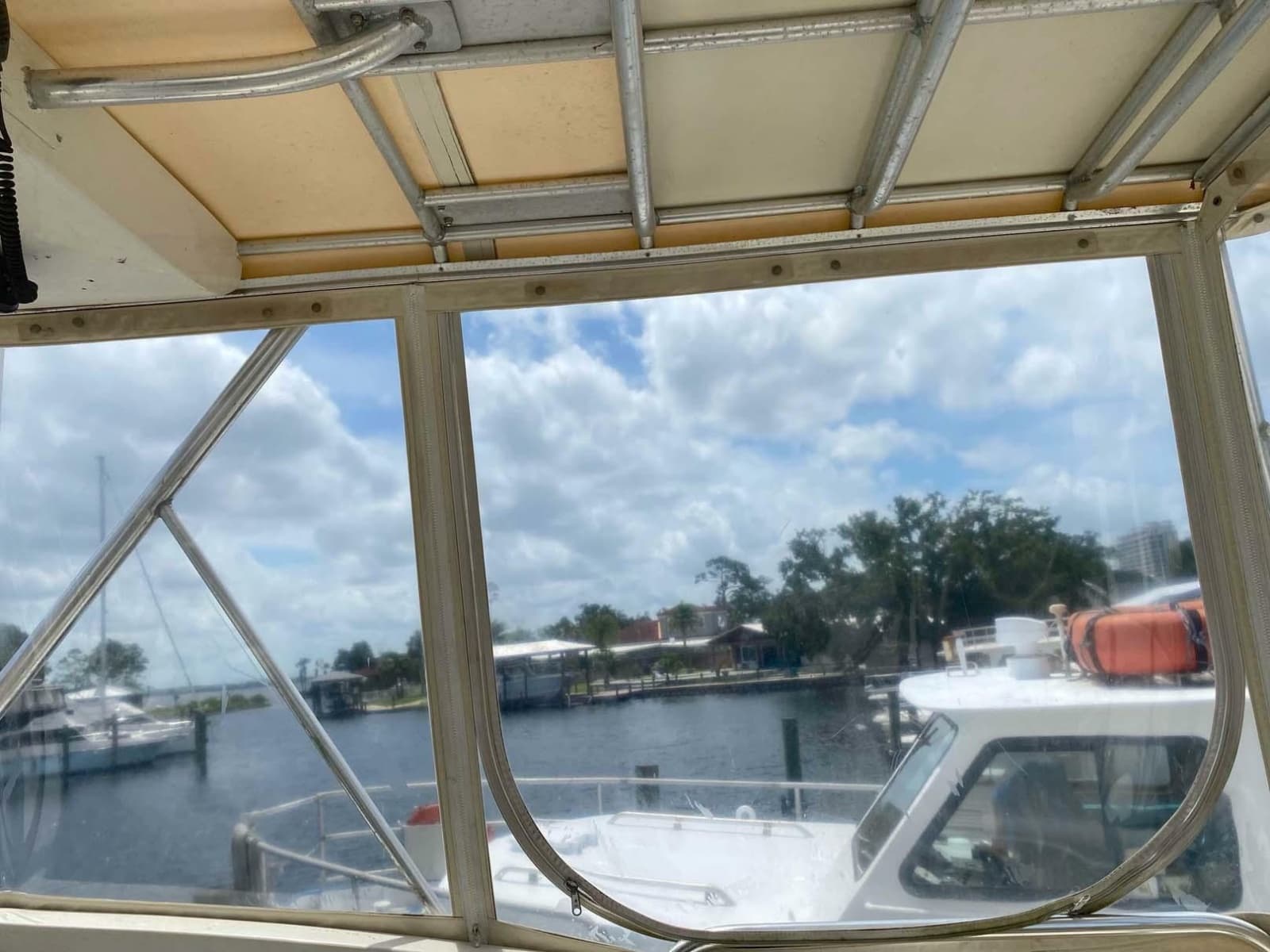 1975 Hatteras 36 Convertible - Photo 41