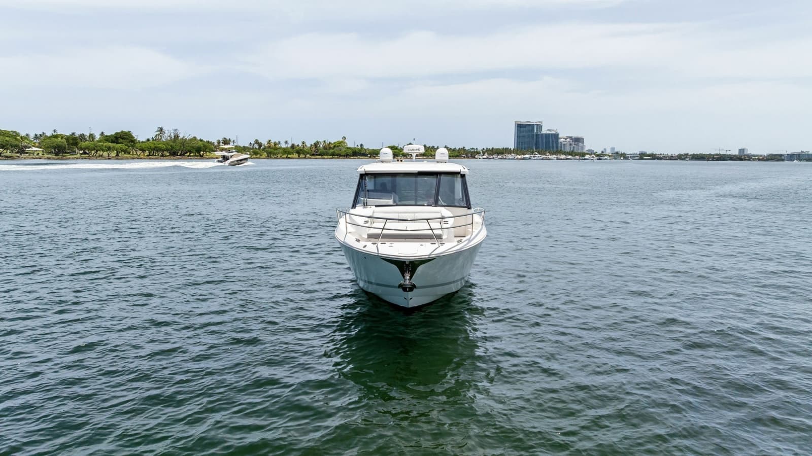 2022 Regal 36 XO - Photo 3