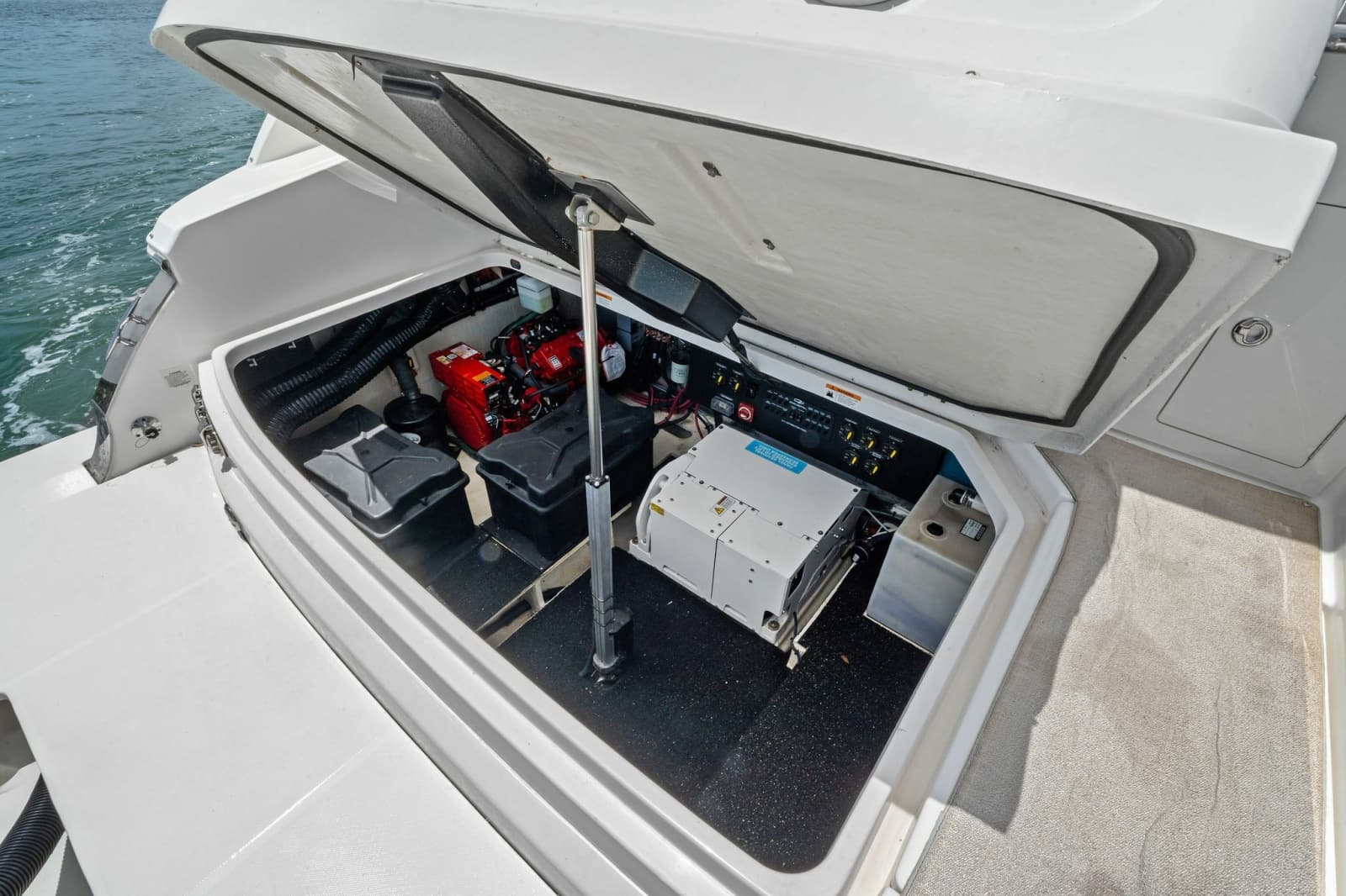 2022 Regal 36 XO - Photo 17