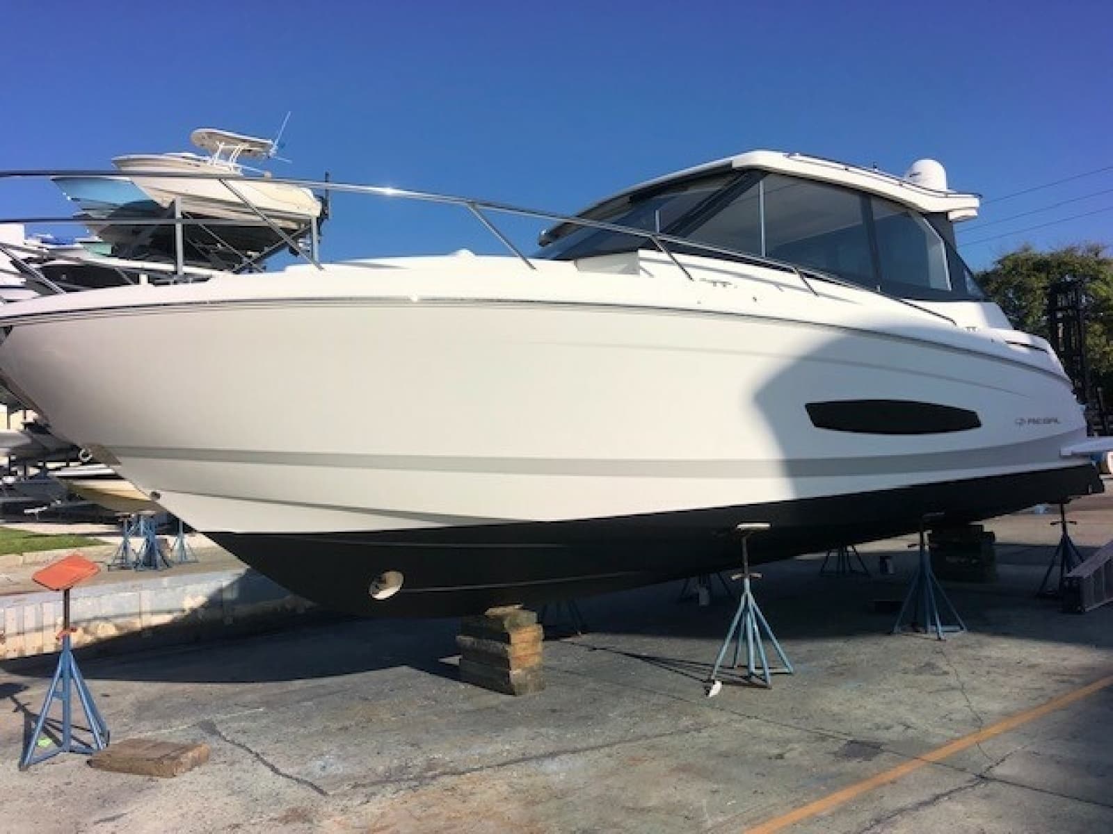 2022 Regal 36 XO - Photo 36