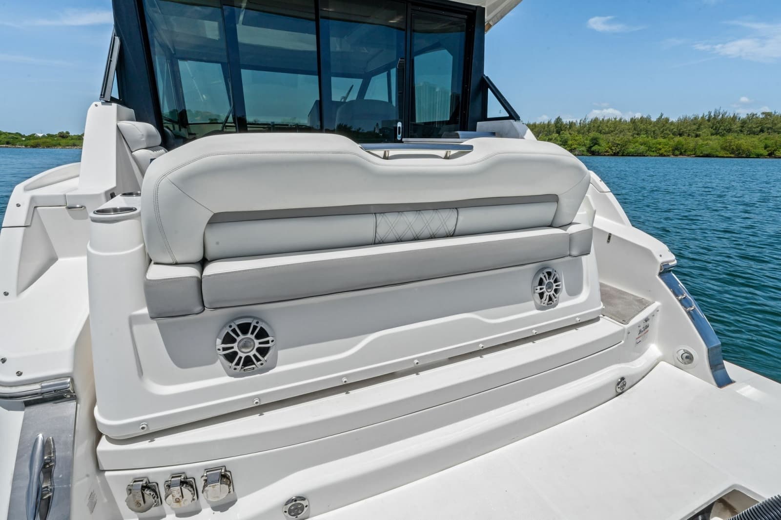 2022 Regal 36 XO - Photo 10