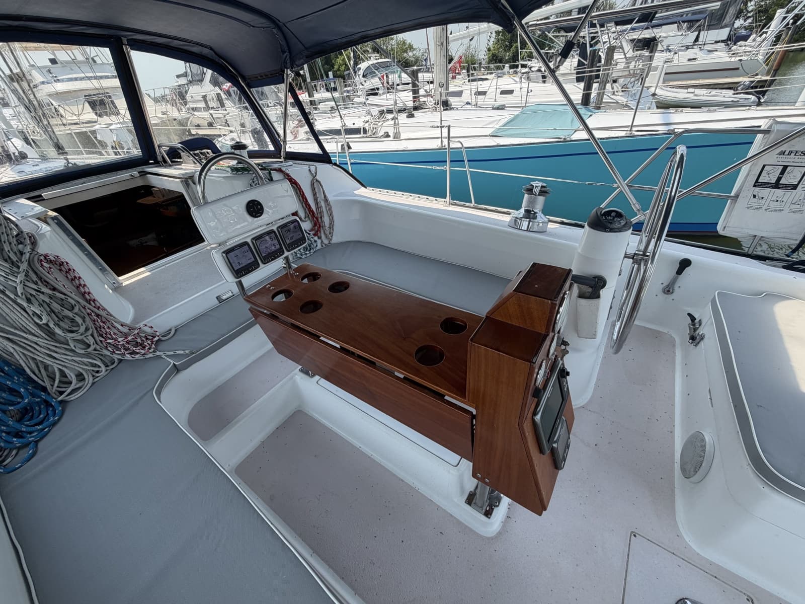 1995 Catalina 400 - Photo 11