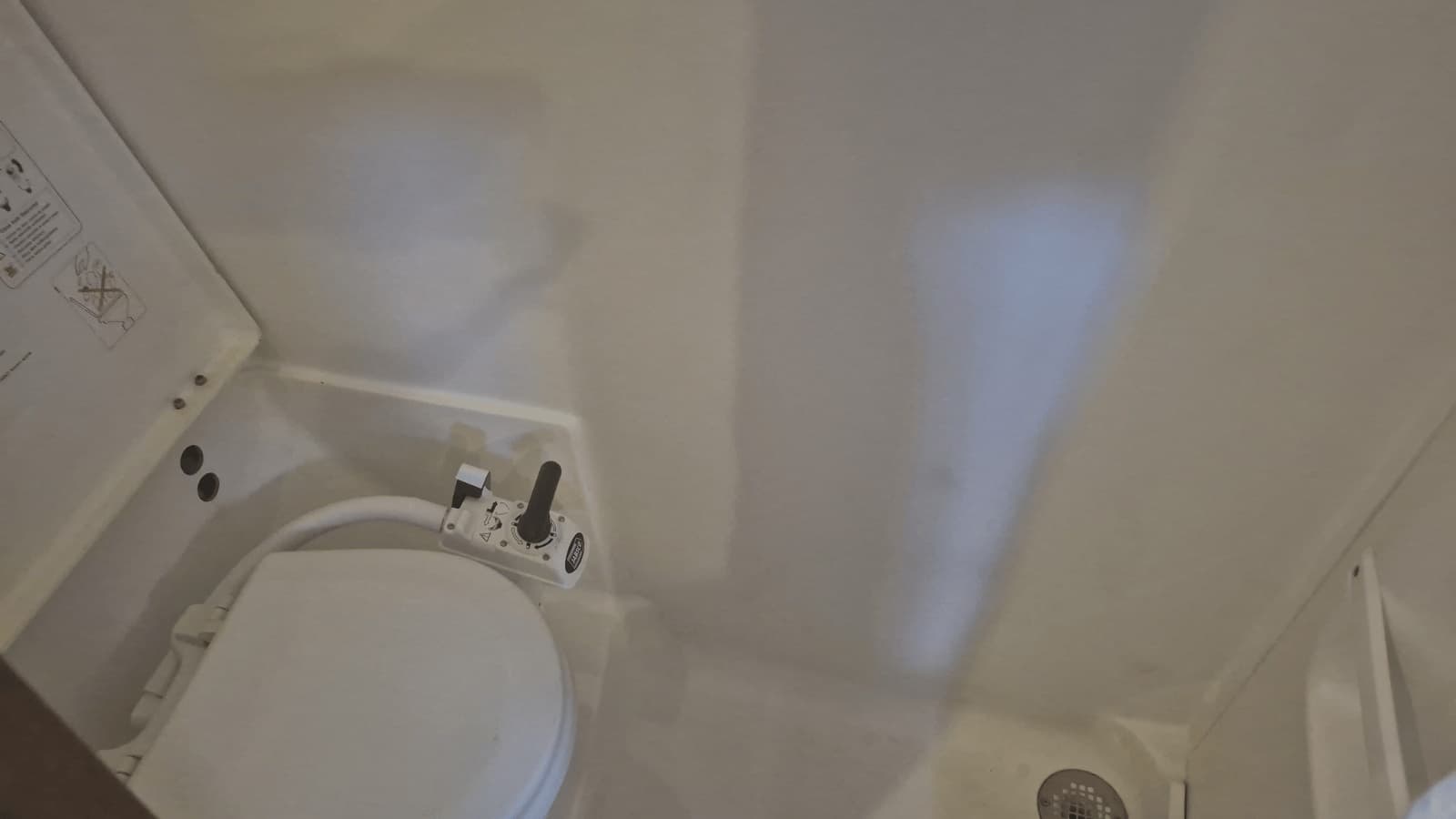 1998 Hunter 420 Passage Center Cockpit - Photo 25