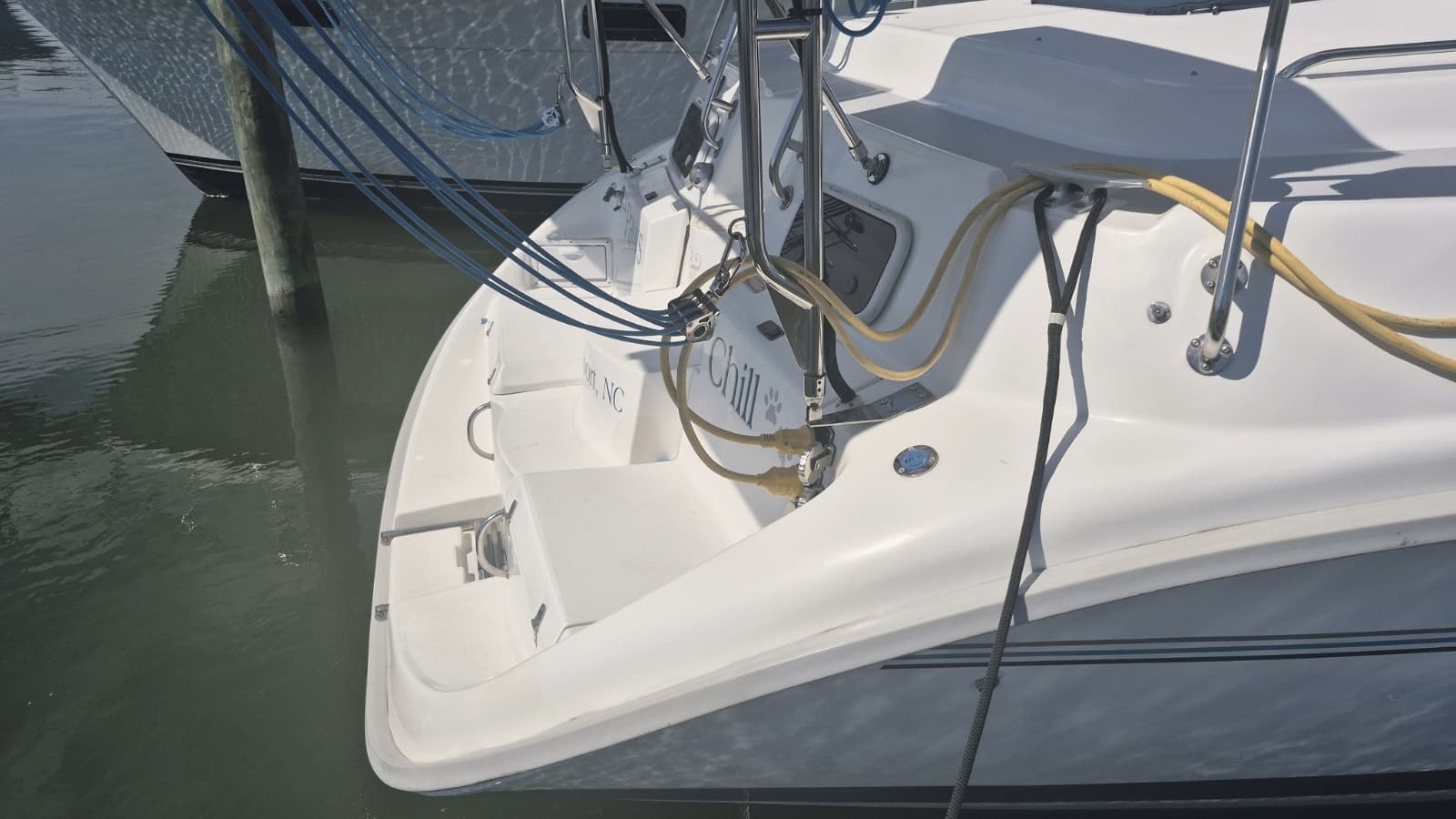 1998 Hunter 420 Passage Center Cockpit - Photo 7