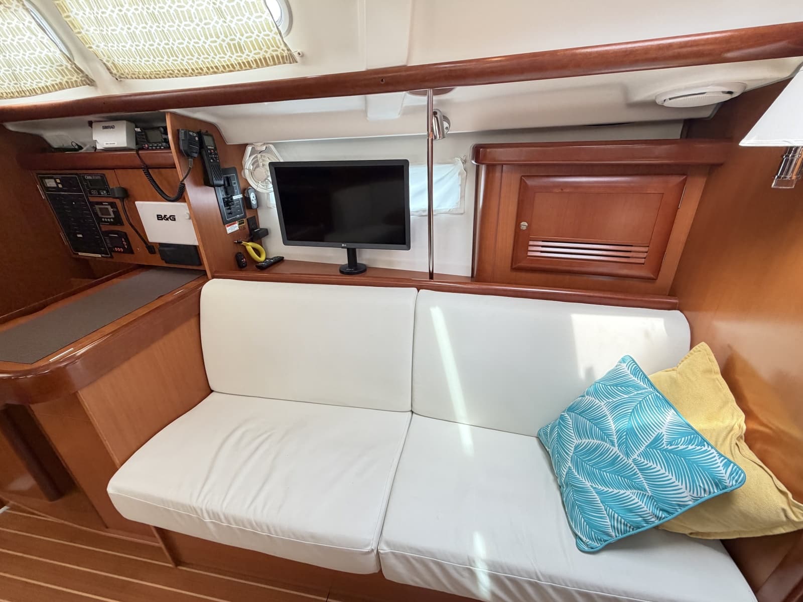 2007 Beneteau 423 - Photo 38