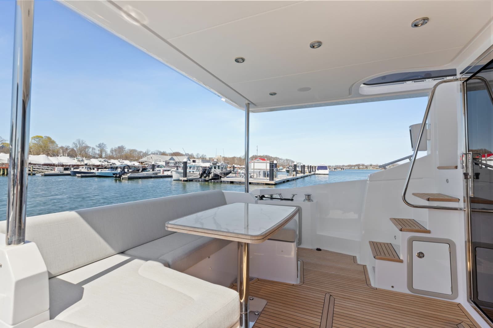 2022 Azimut 50 FLYBRIDGE - Photo 11