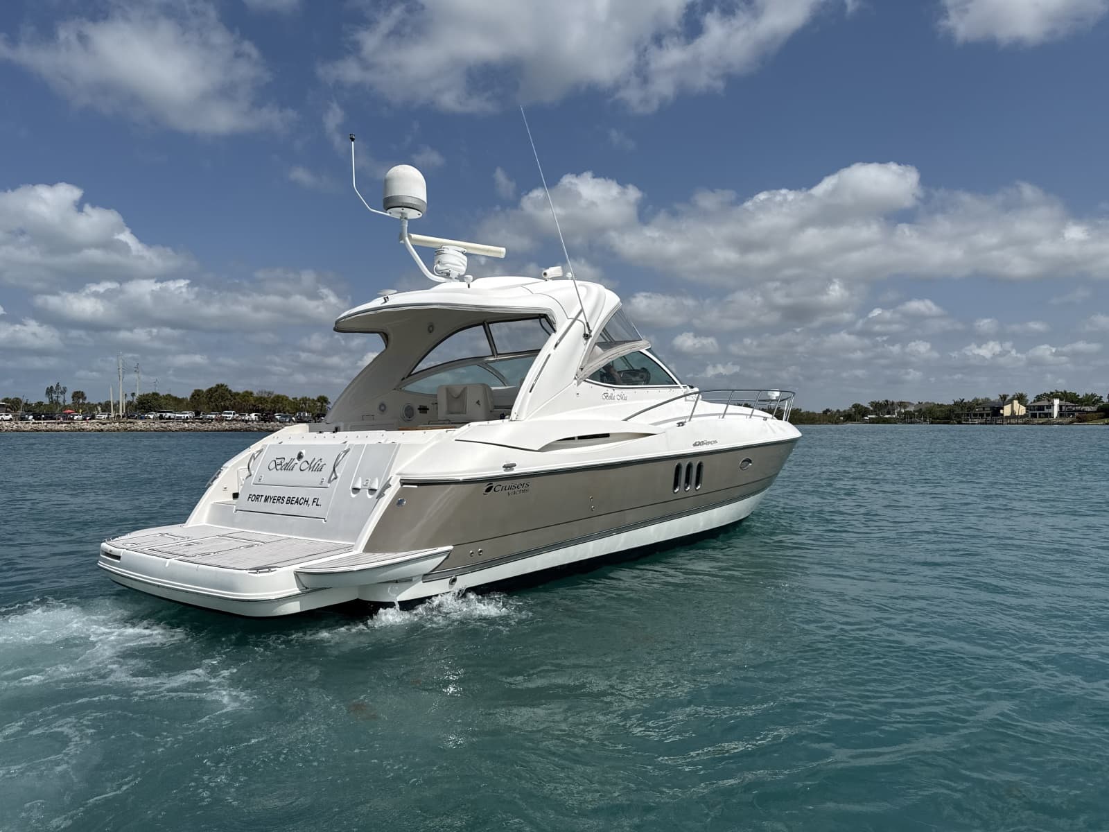 2006 Cruisers Yachts 420 Express - Photo 22