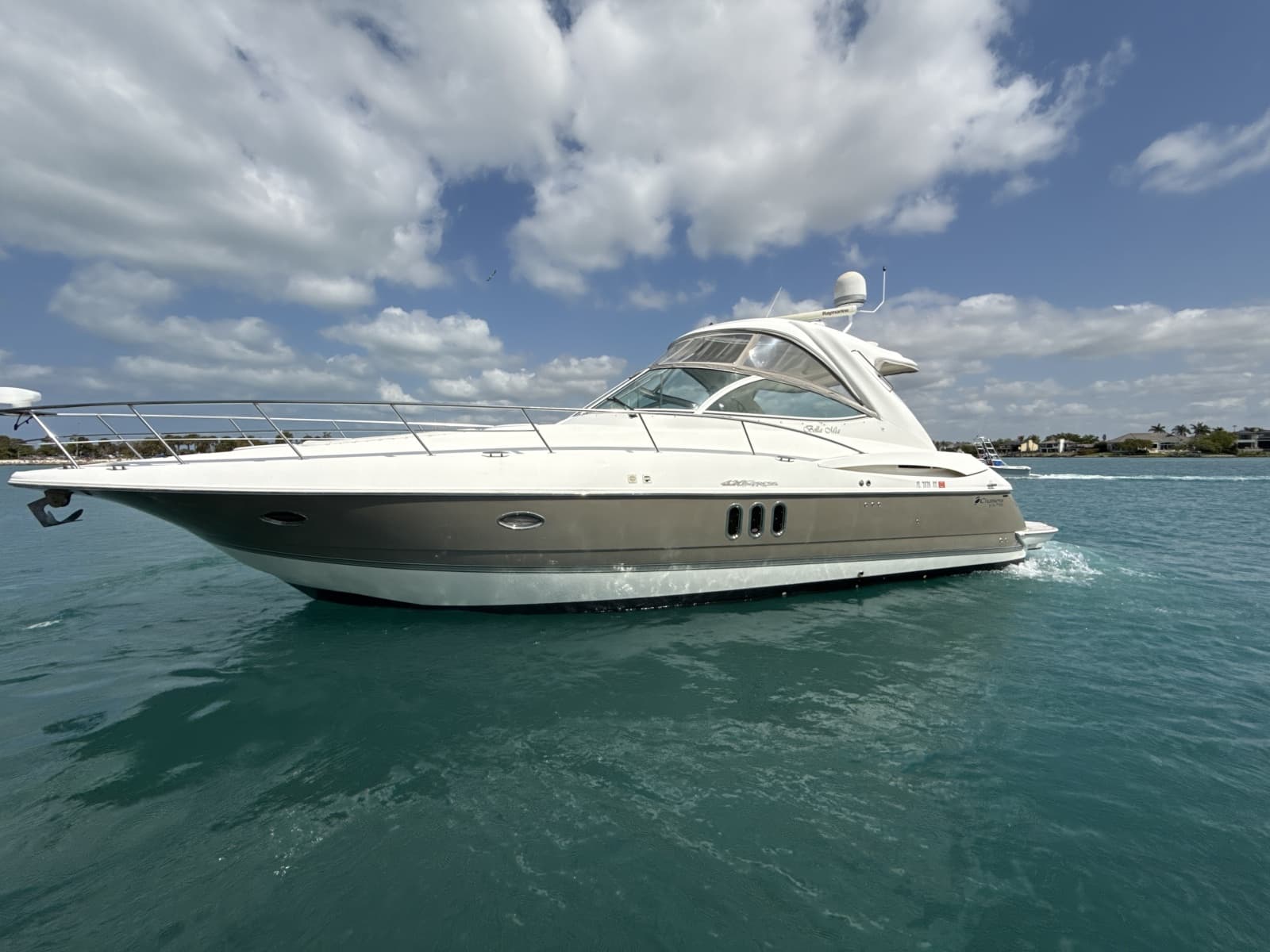 2006 Cruisers Yachts 420 Express - Photo 2