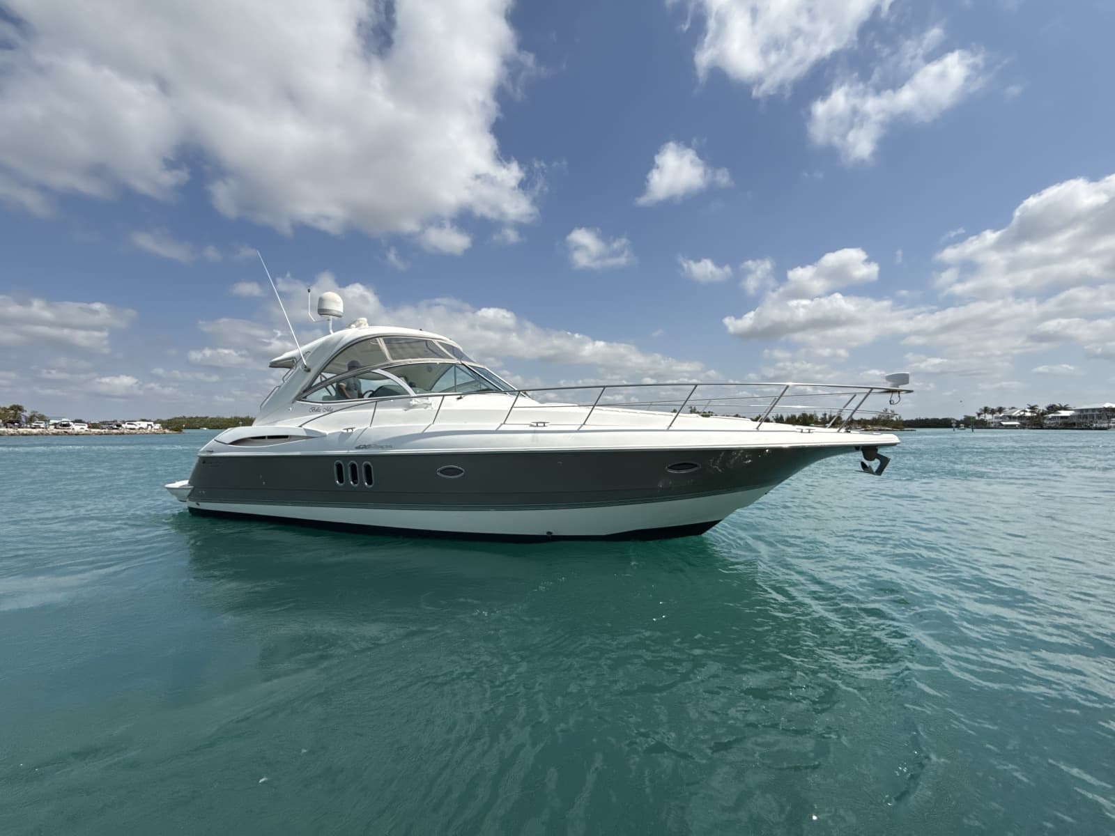2006 Cruisers Yachts 420 Express - Photo 23