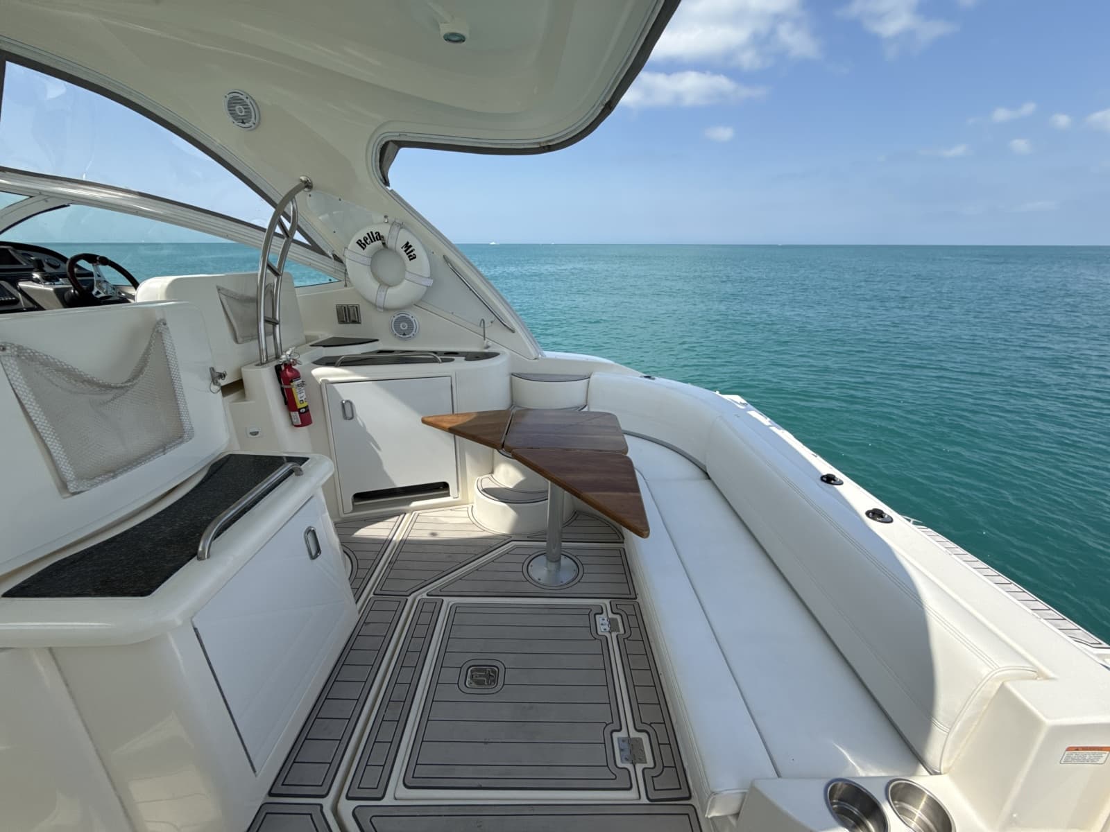 2006 Cruisers Yachts 420 Express - Photo 11