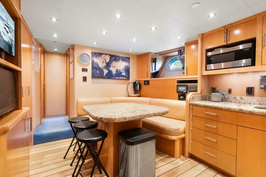 2010 Westport Superyacht - Photo 210
