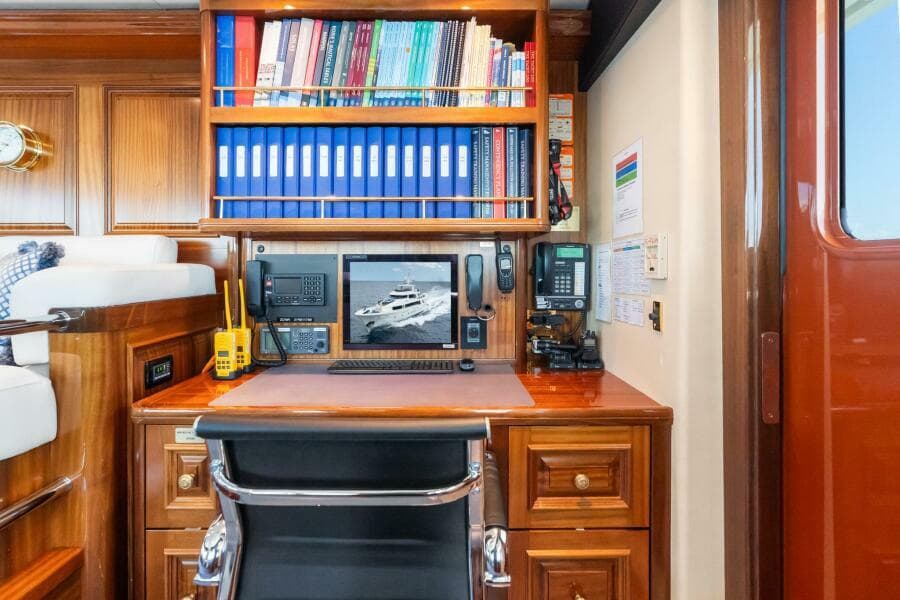 2010 Westport Superyacht - Photo 106
