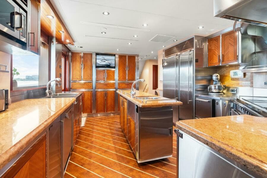 2010 Westport Superyacht - Photo 144