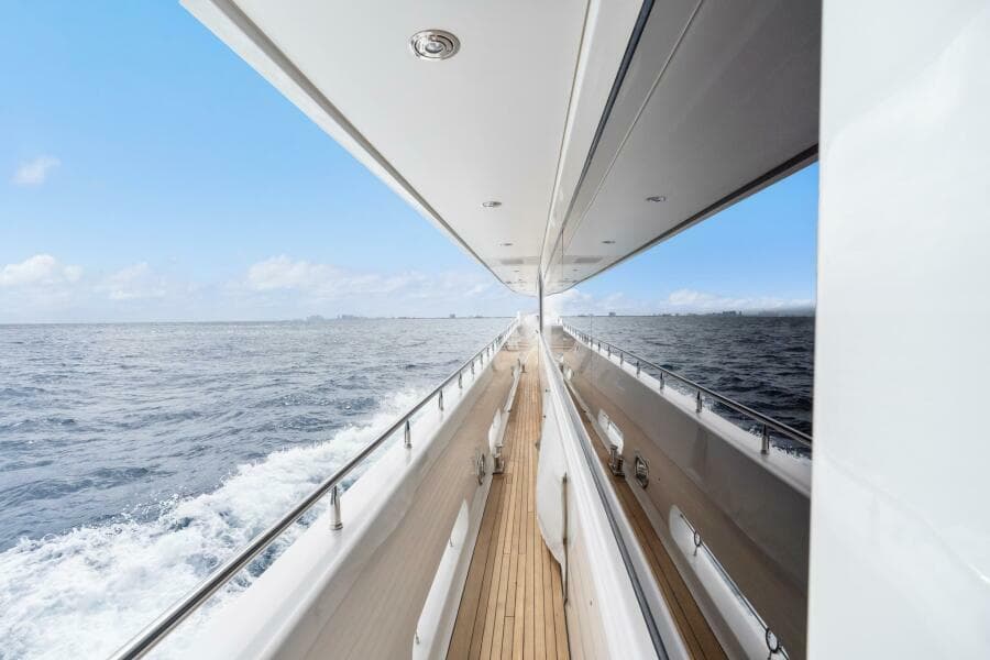 2010 Westport Superyacht - Photo 68
