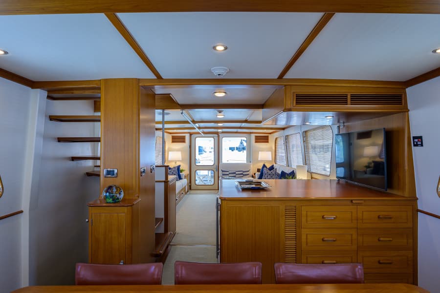 2003 New England Boatworks Enclosed Raised Pilothouse - Photo 14