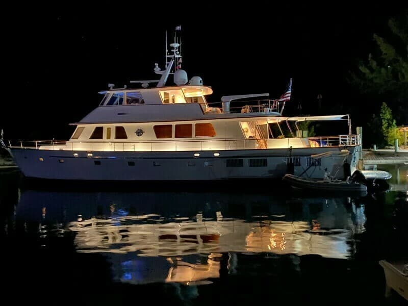 2003 New England Boatworks Enclosed Raised Pilothouse - Photo 49