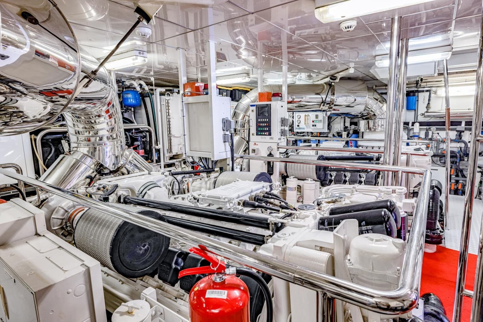 2004 Holland Jachtbouw Custom Raised Pilothouse Motor Yacht - Photo 19