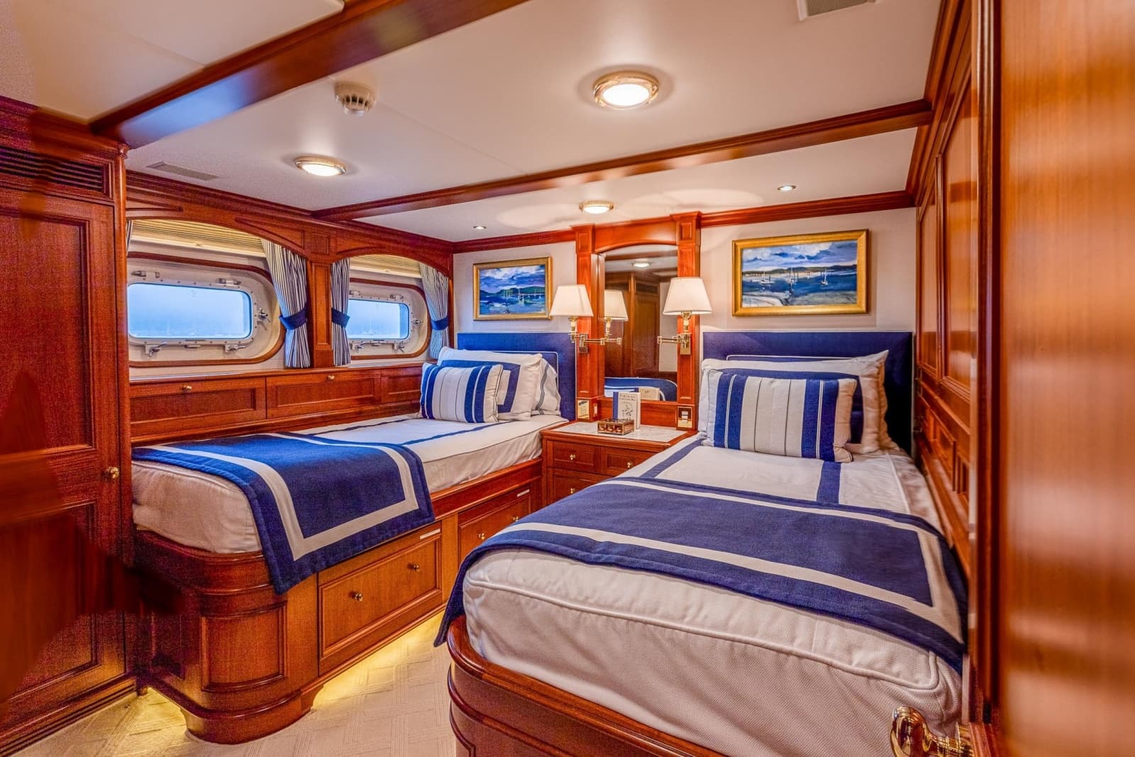 2004 Holland Jachtbouw Custom Raised Pilothouse Motor Yacht - Photo 12