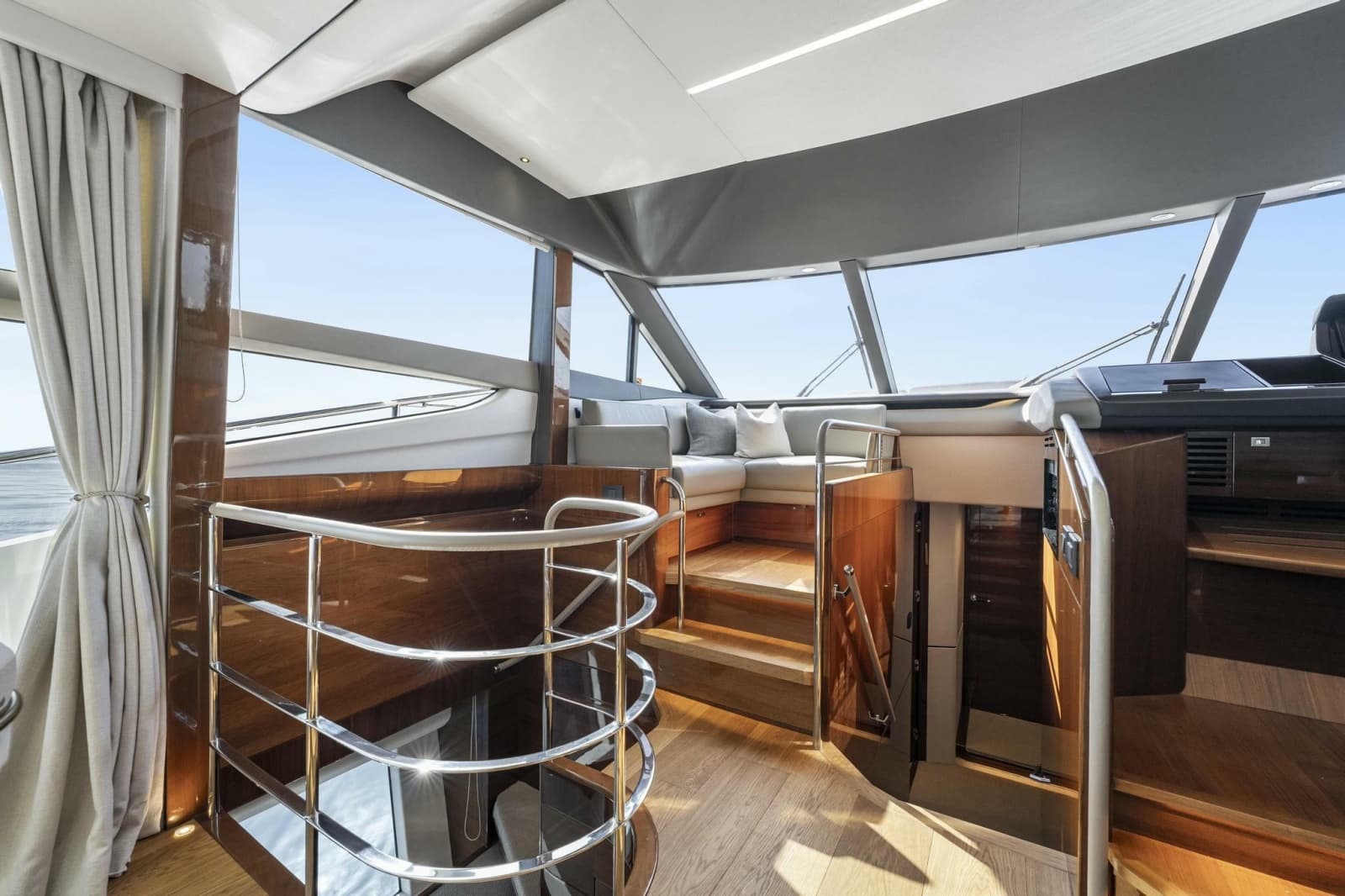 2018 Princess Y75 - Photo 15