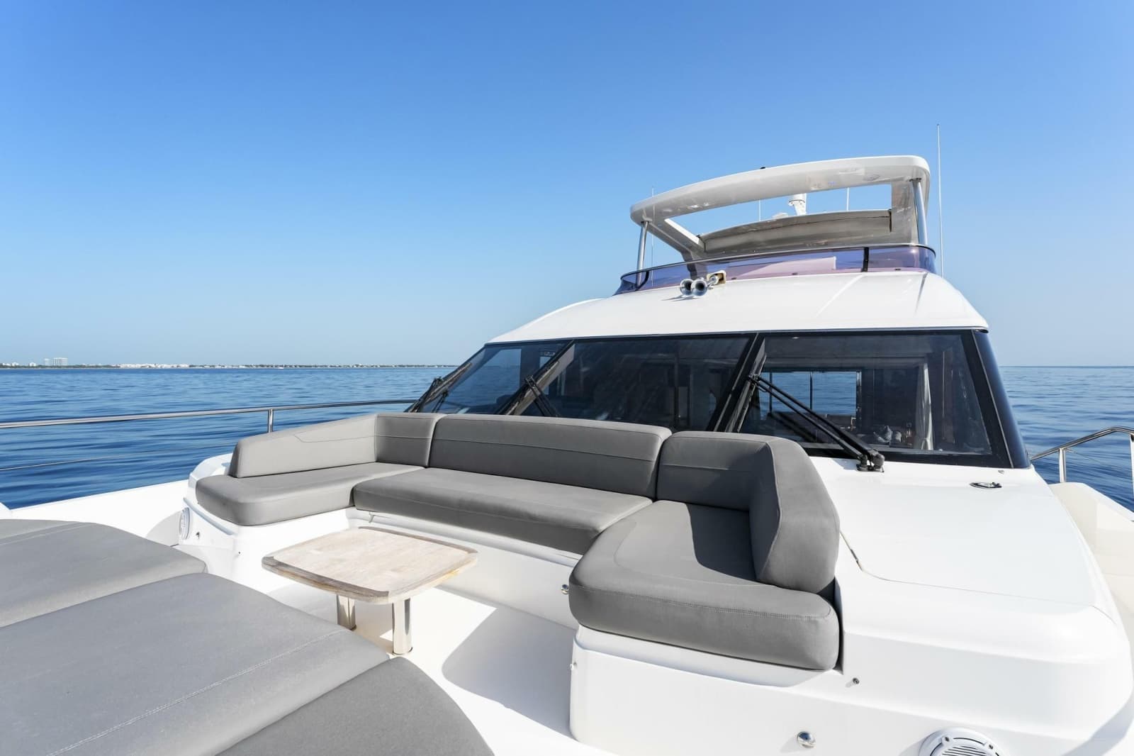 2018 Princess Y75 - Photo 63
