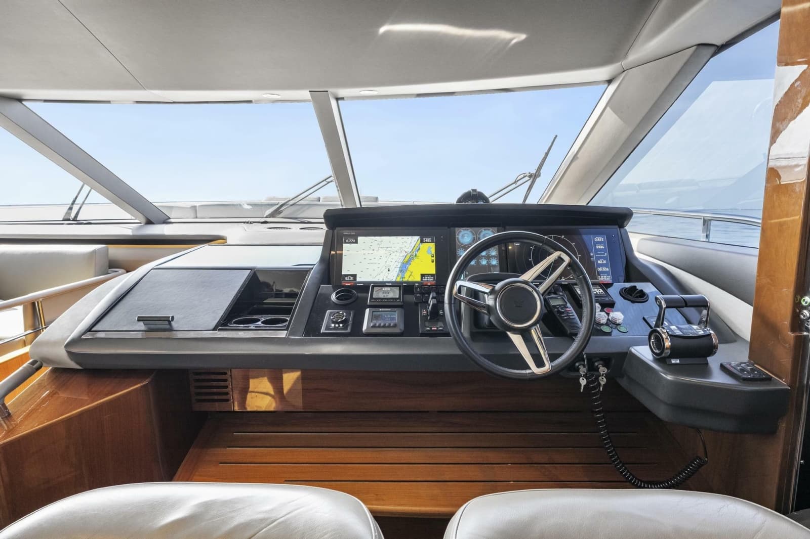 2018 Princess Y75 - Photo 16