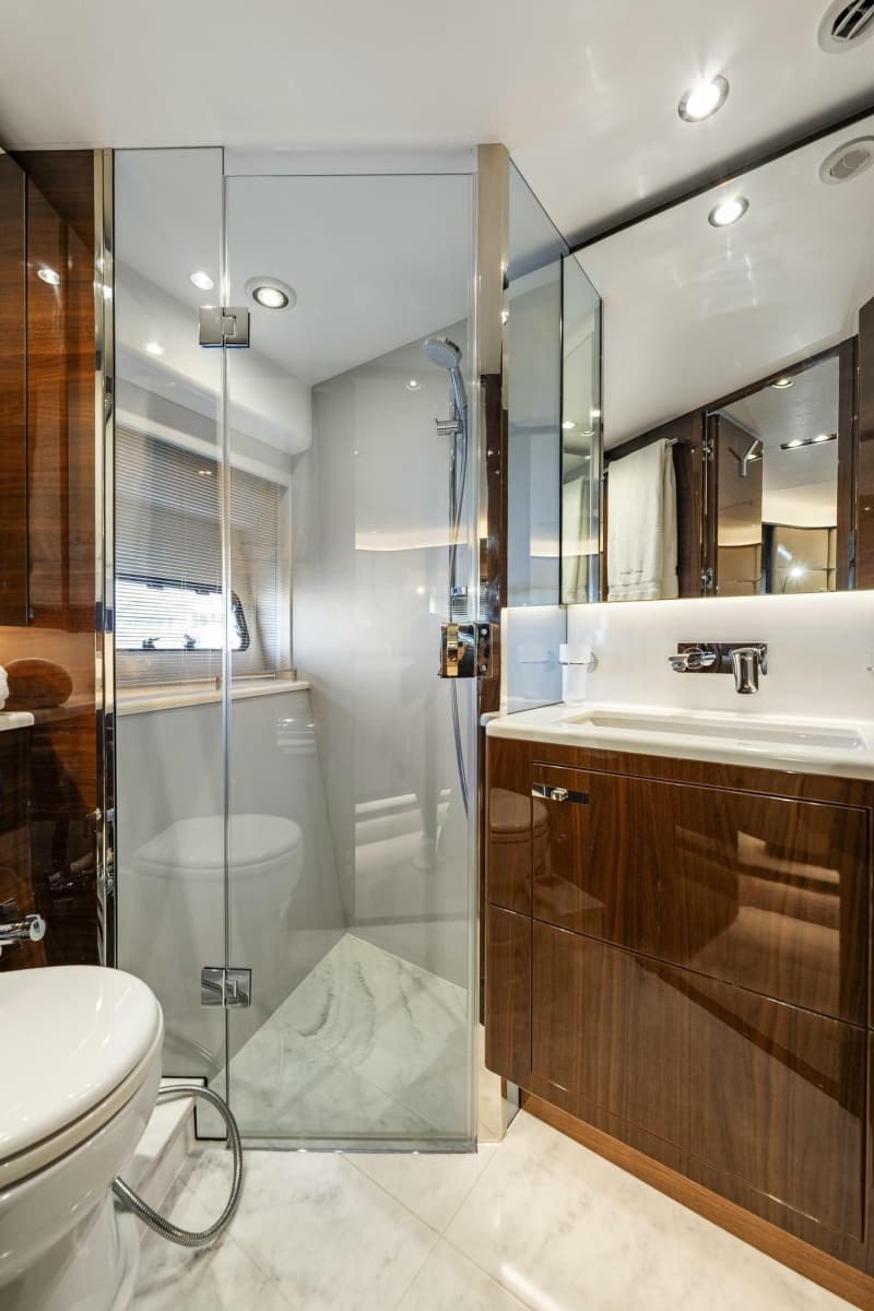 2018 Princess Y75 - Photo 38