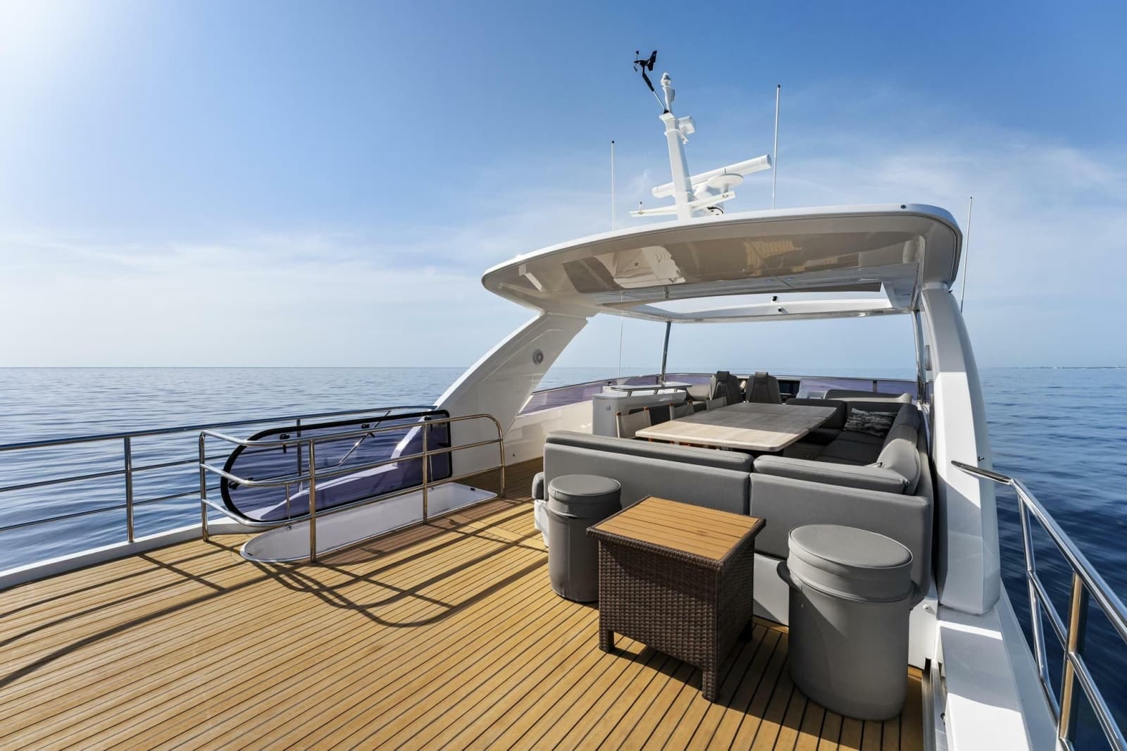 2018 Princess Y75 - Photo 49
