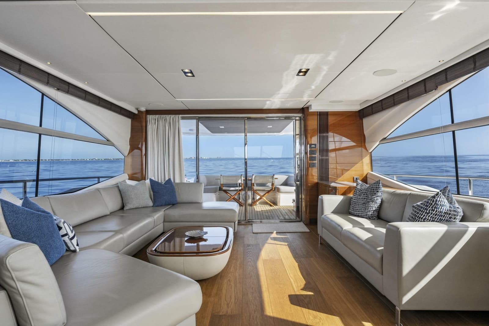 2018 Princess Y75 - Photo 20