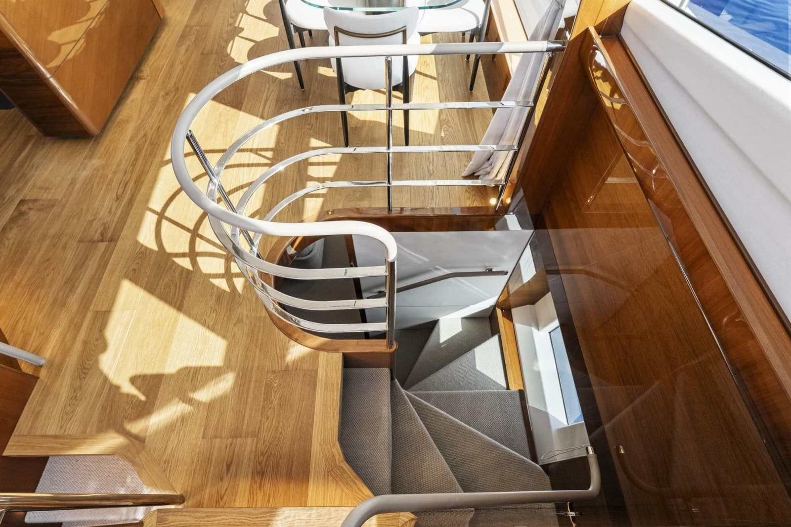 2018 Princess Y75 - Photo 23