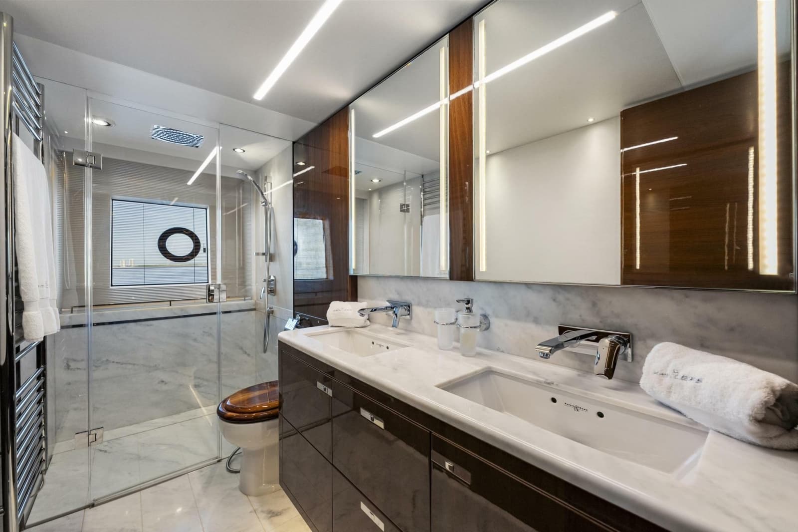 2018 Princess Y75 - Photo 30