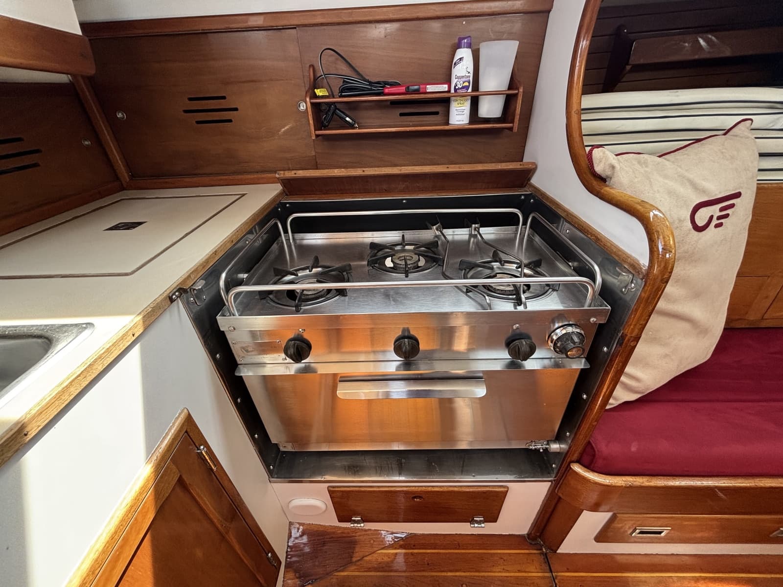 1974 Hinckley B-40 - Photo 27