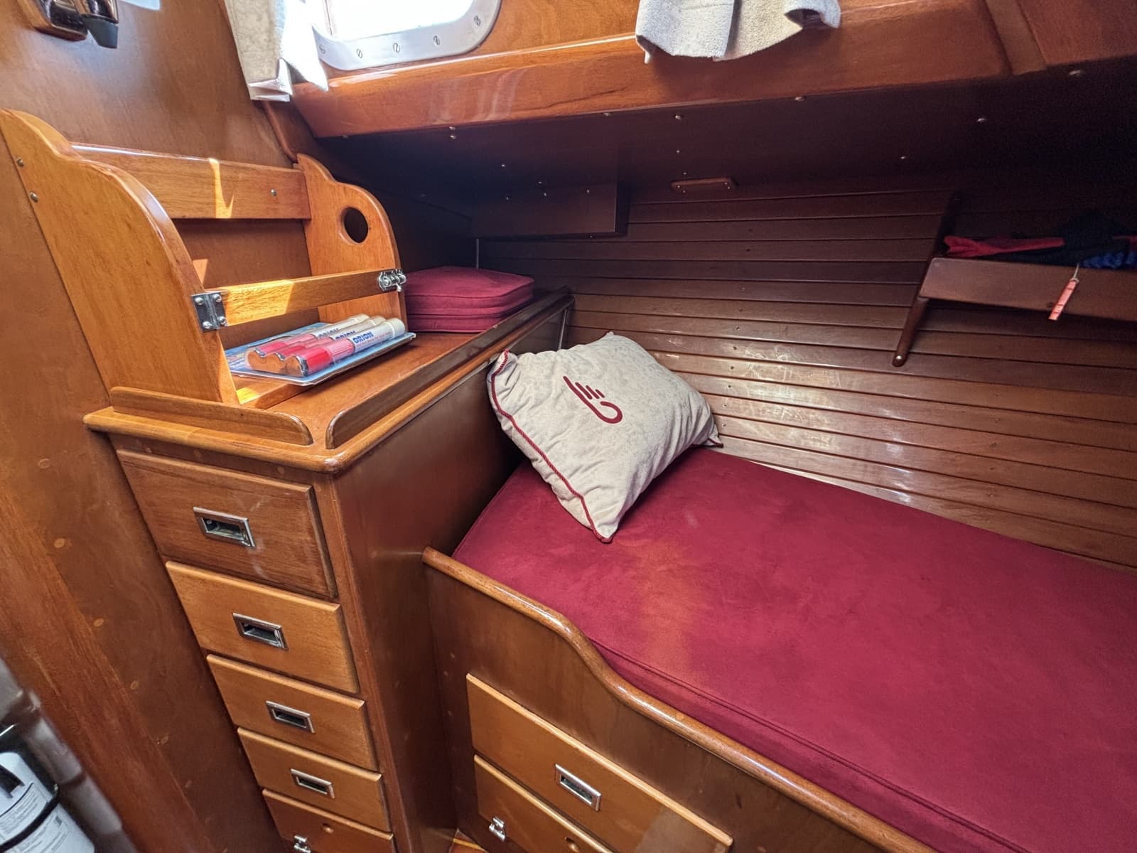 1974 Hinckley B-40 - Photo 34