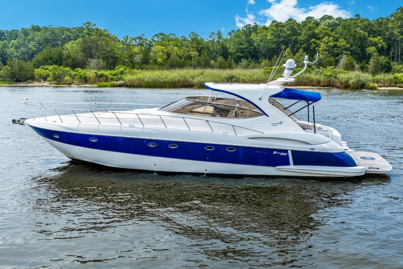 2003 Cruisers 5470 - Photo 3