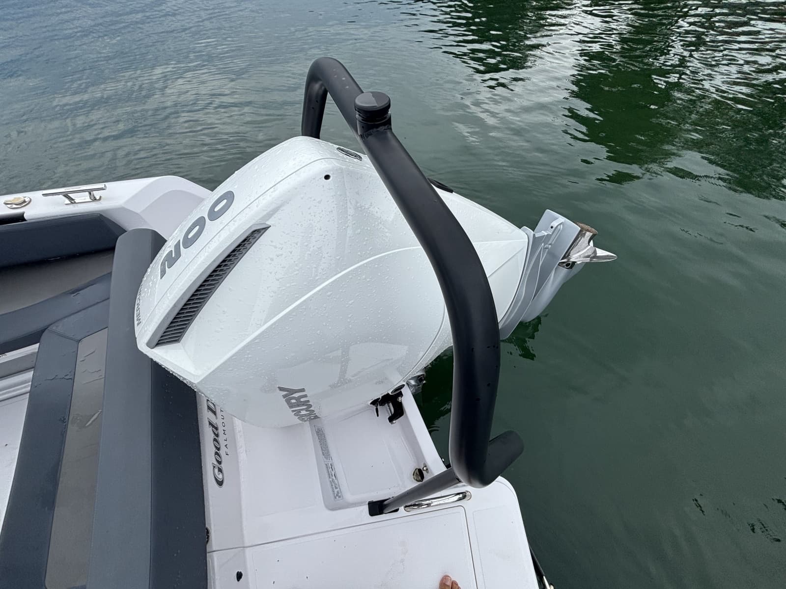 2022 Axopar 22 T-Top - Photo 8