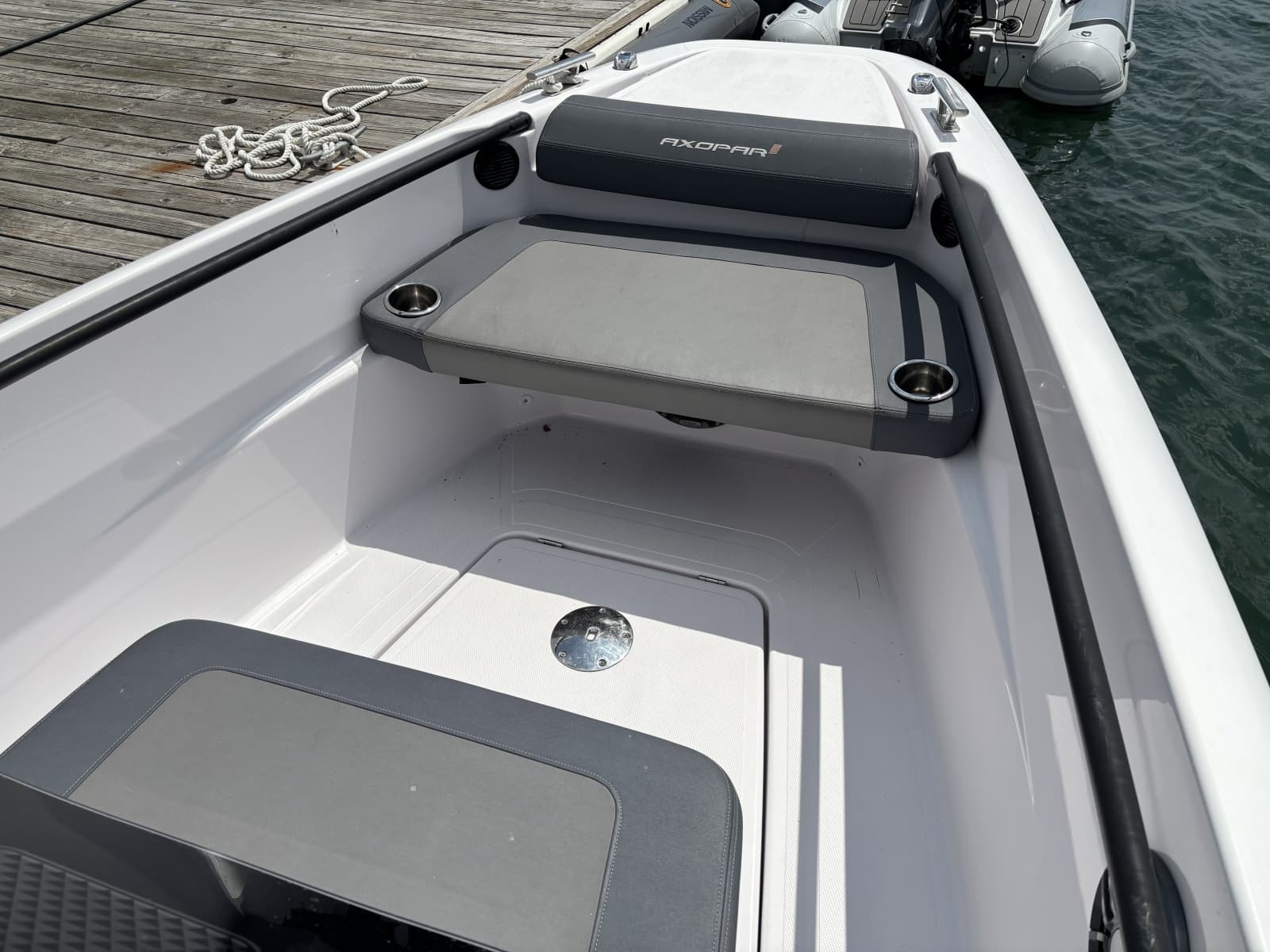 2022 Axopar 22 T-Top - Photo 16