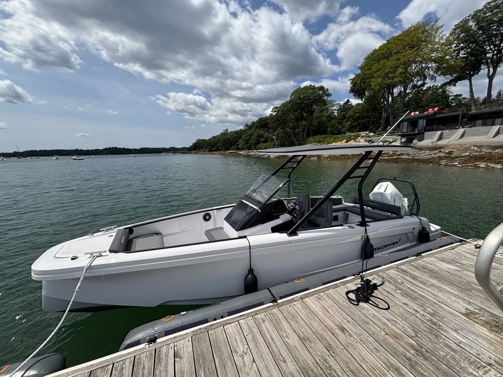 2022 Axopar 22 T-Top - Photo 3