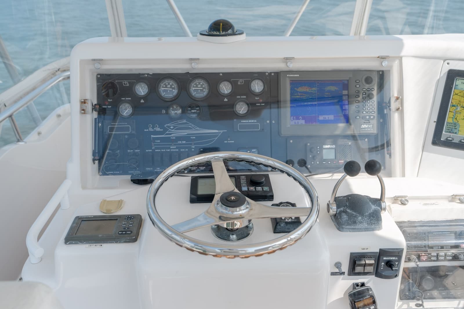 2003 Bertram 390 Convertible - Photo 38