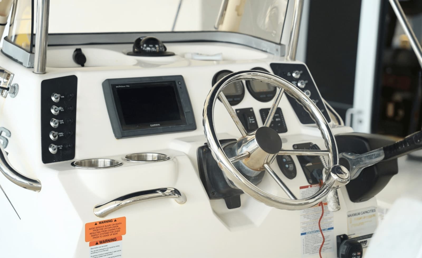 2014 Robalo Cayman 206 - Photo 15