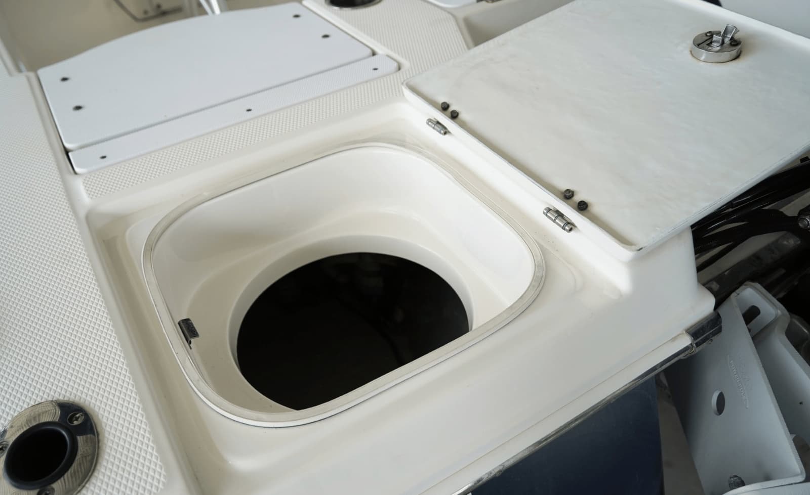 2014 Robalo Cayman 206 - Photo 12
