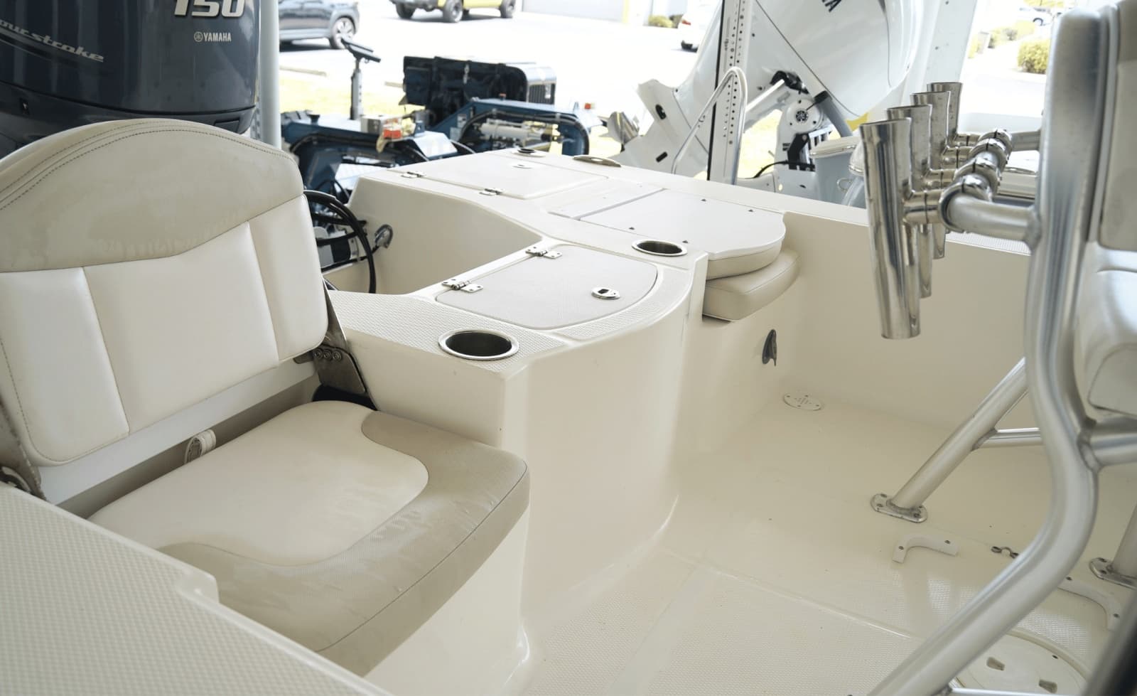 2014 Robalo Cayman 206 - Photo 9