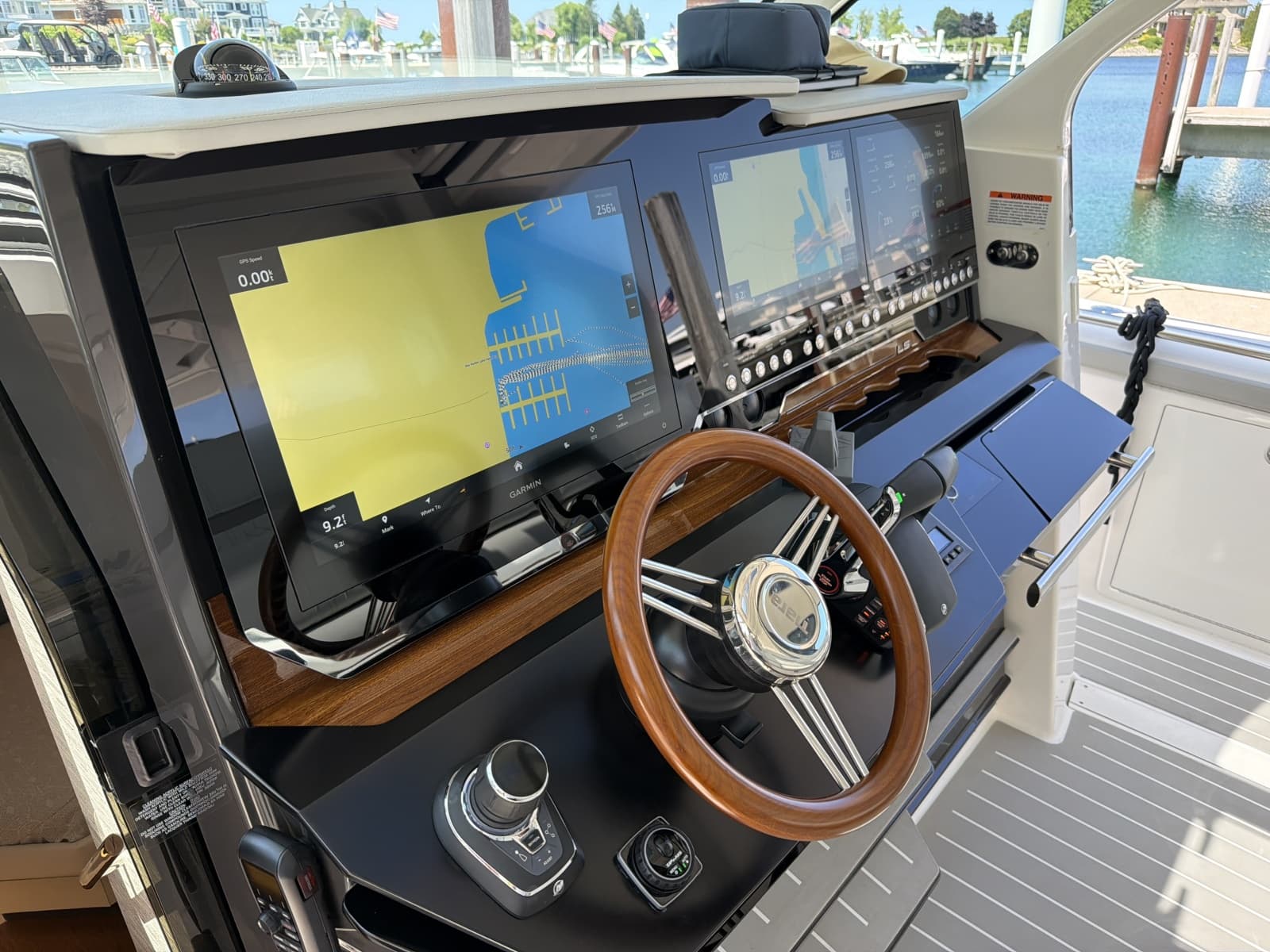 2026 Tiara Yachts 48 LS - Photo 11