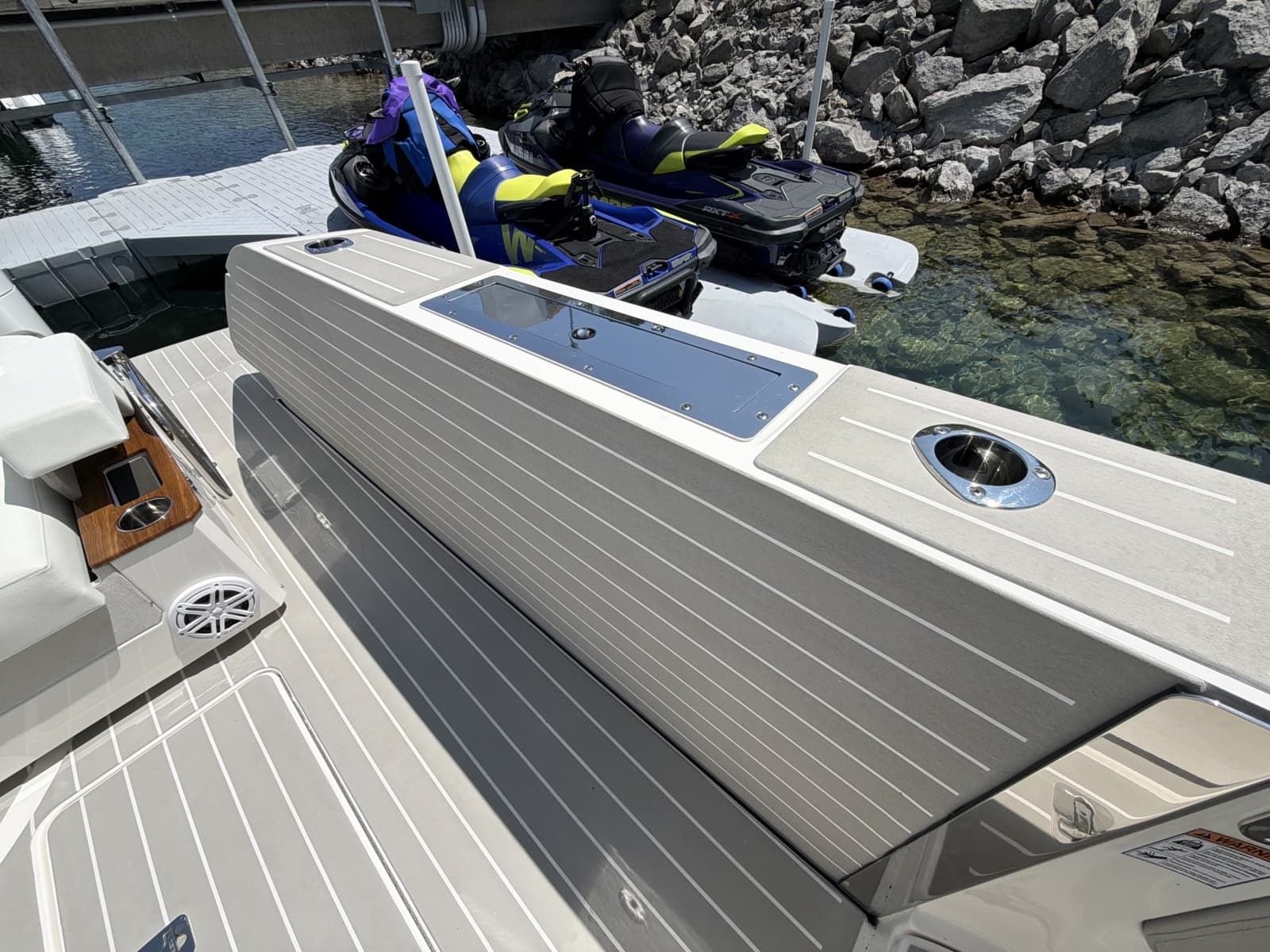 2026 Tiara Yachts 48 LS - Photo 18