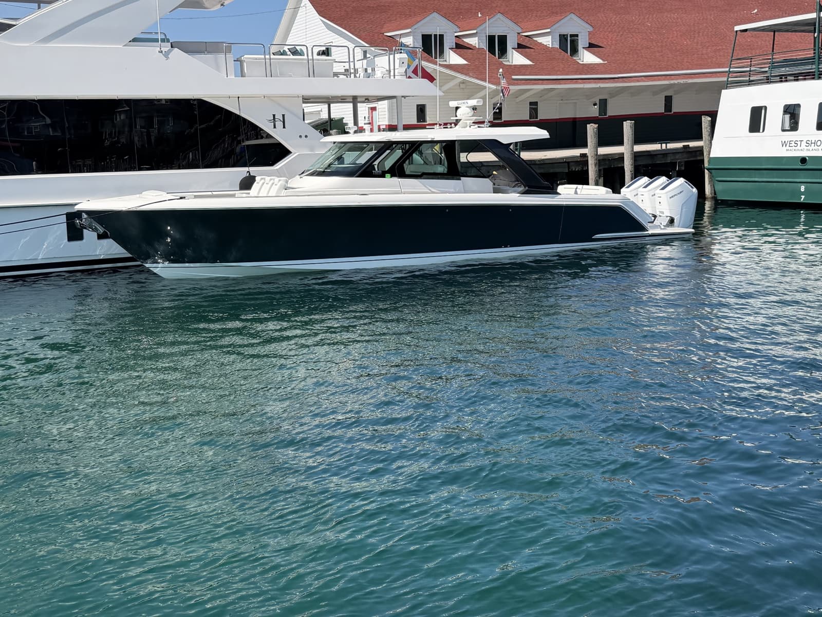 2026 Tiara Yachts 48 LS - Photo 1